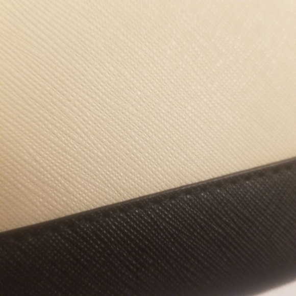 Kate Spade Stacy Laurel Way Crosshatch Leather Wallet Soft Porcelain And Black - Picture 3 of 7